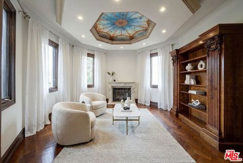 Tiny photo for 209 S Anita Avenue, Los Angeles, CA 90049 (MLS # 25575103)