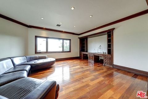 Tiny photo for 209 S Anita Avenue, Los Angeles, CA 90049 (MLS # 25575103)