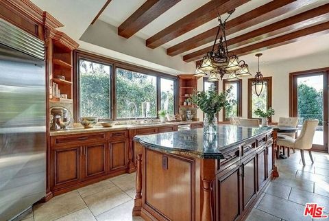 Tiny photo for 209 S Anita Avenue, Los Angeles, CA 90049 (MLS # 25575103)