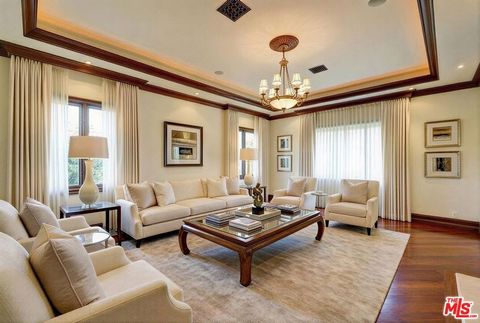 Tiny photo for 209 S Anita Avenue, Los Angeles, CA 90049 (MLS # 25575103)