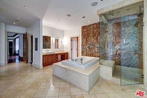 Tiny photo for 209 S Anita Avenue, Los Angeles, CA 90049 (MLS # 25575103)