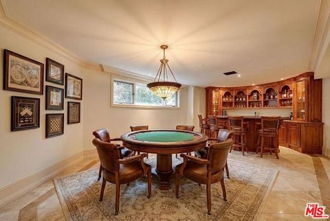 Tiny photo for 209 S Anita Avenue, Los Angeles, CA 90049 (MLS # 25575103)