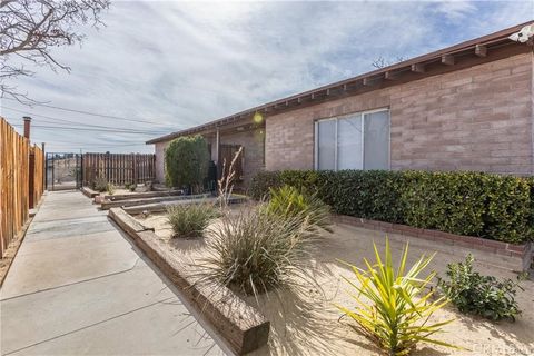 15521 4th Victorville CA 92395