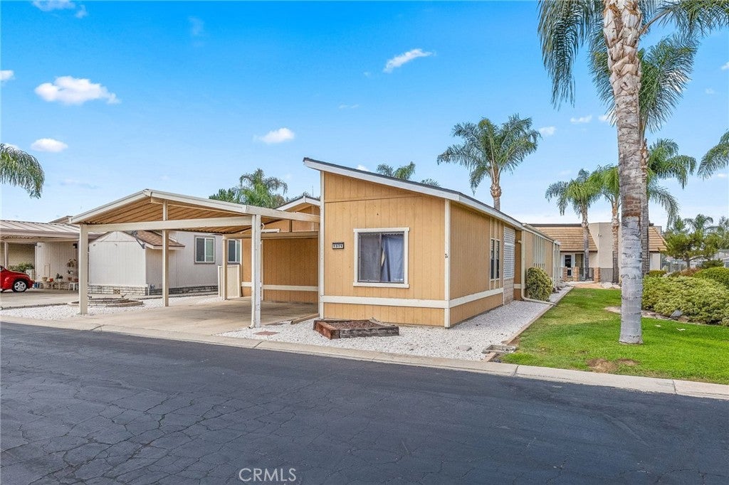 1371 Bishop