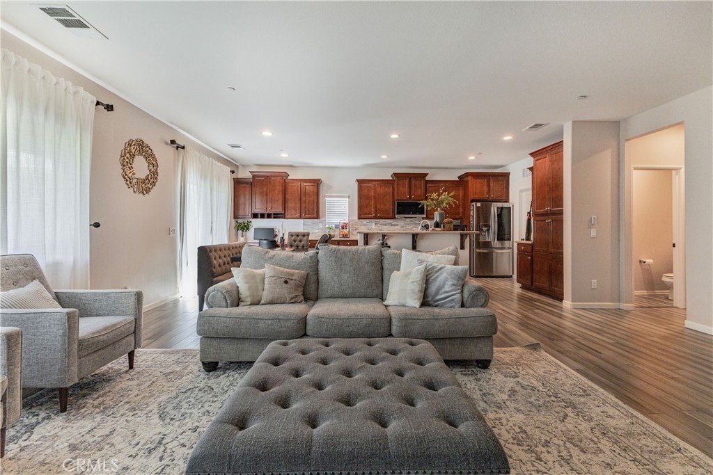 The Gallery (3715) - Residential