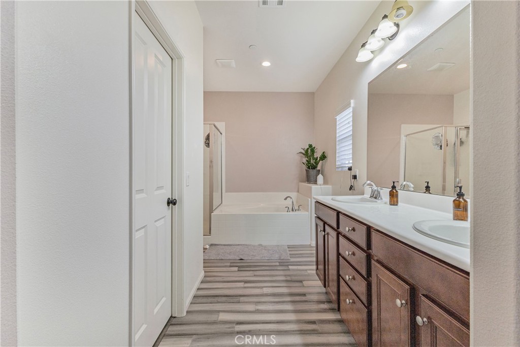 The Gallery (3715) - Residential