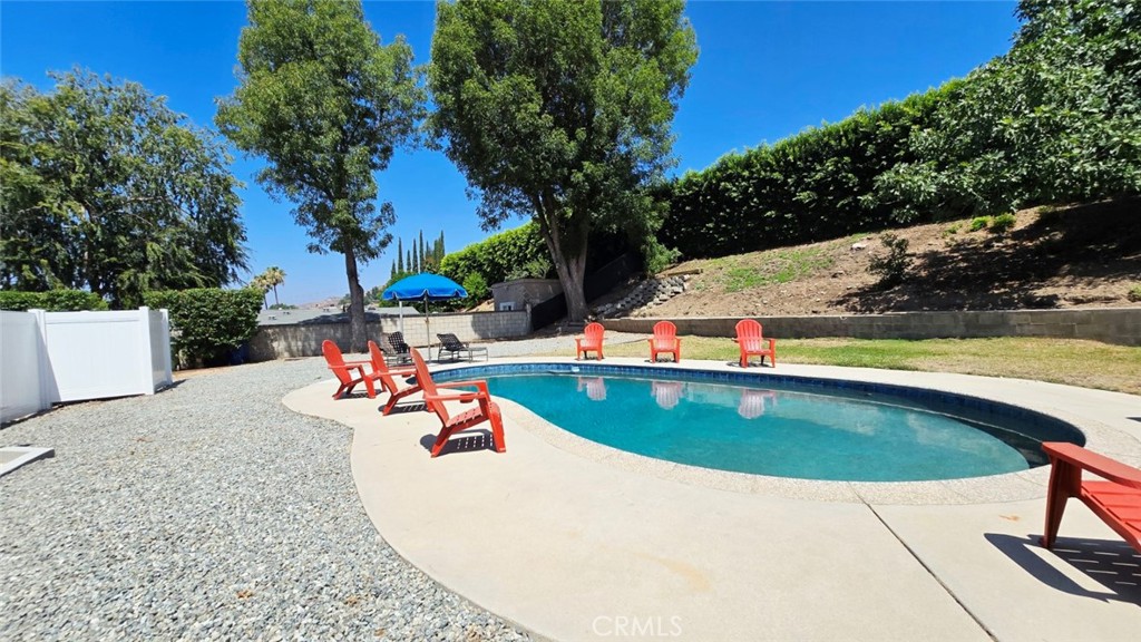 Properties 3 11141 Mcvine Avenue
