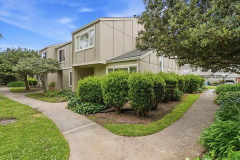 Photo of Pacifica, CA 94044 (MLS # ML82043252)