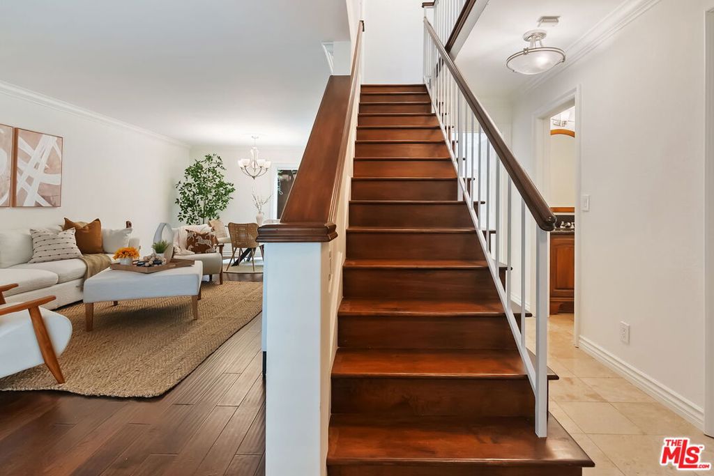 1011 5th Street 2