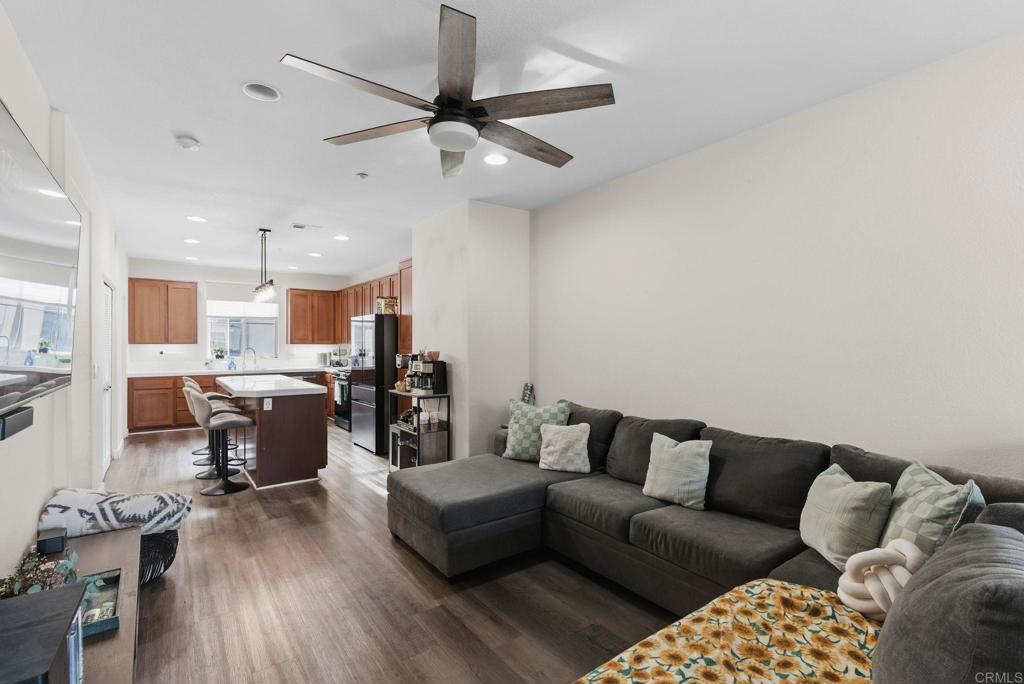 1603 Yellow Pine Place