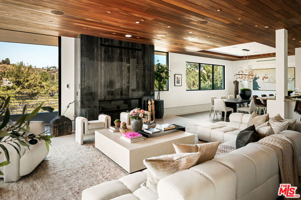 17335 Tramonto Drive