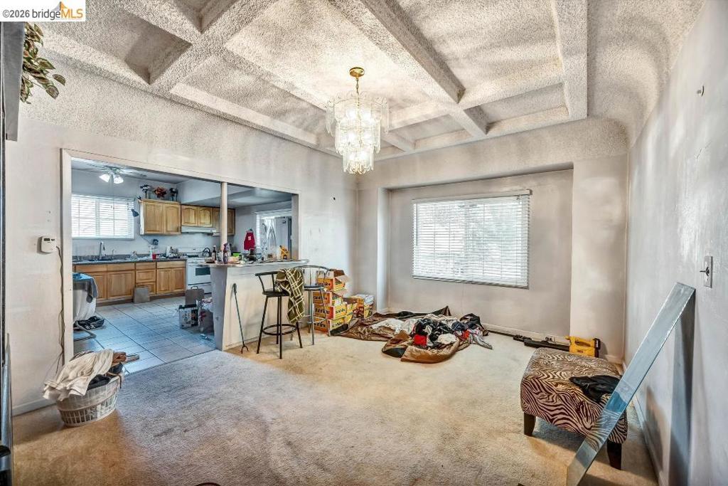 249 Valle Vista AVE