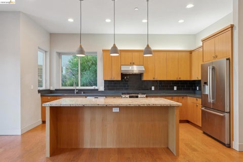Photo of 5917 Balboa DR, Oakland, CA 94611 (MLS # 41139864)