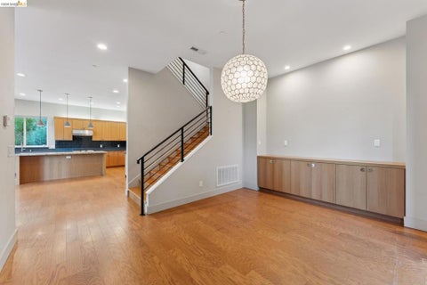 Photo of 5917 Balboa DR, Oakland, CA 94611 (MLS # 41139864)
