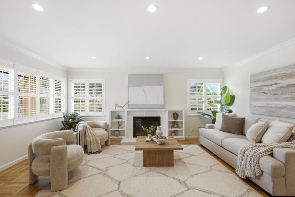 105 Shoreview Avenue