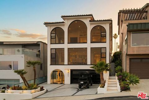 Photo of 147 Napoleon Street, Playa Del Rey, CA 90293 (MLS # 26745945)