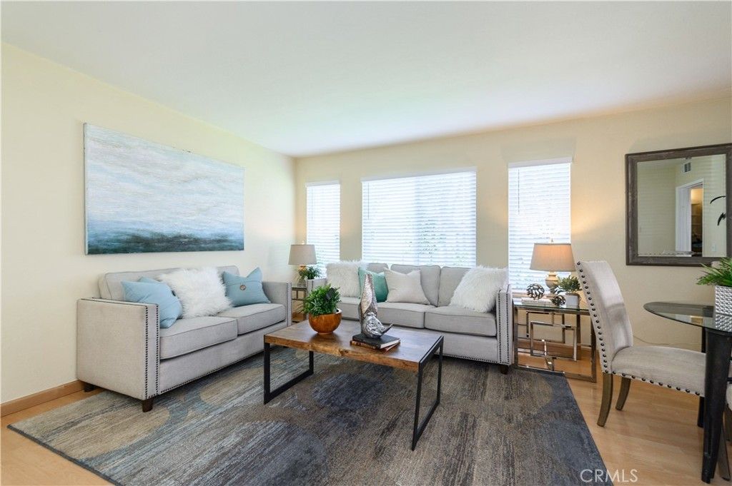 Photo of 51 Oval Road #1, Irvine, CA 92604 (MLS # OC25274968)