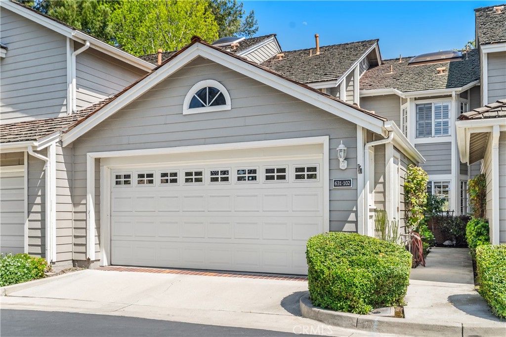 631 Holbrook Court 102