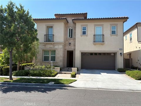 29 Caspian Lake Forest CA 92630