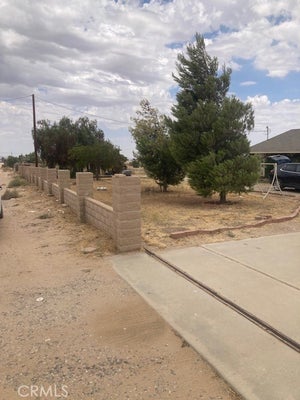 11053 ACANTHUS ST, PHELAN, CA 92371 - Image cdf8743aadf9fe9f80a224001bcce37e/613322014