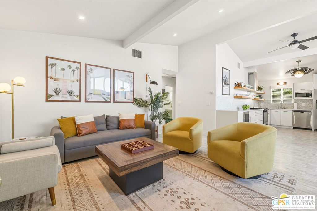 Photo of 547 N Sunrise Way, Palm Springs, CA 92262 (MLS # 25597759PS)