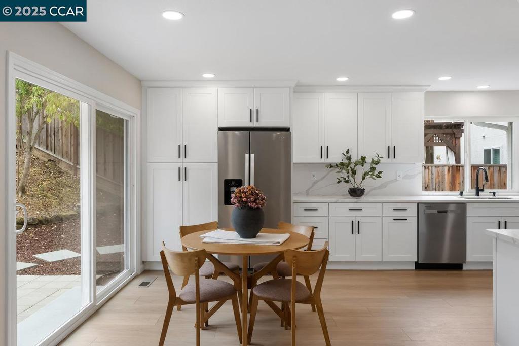 BRIAR RIDGE - Residential