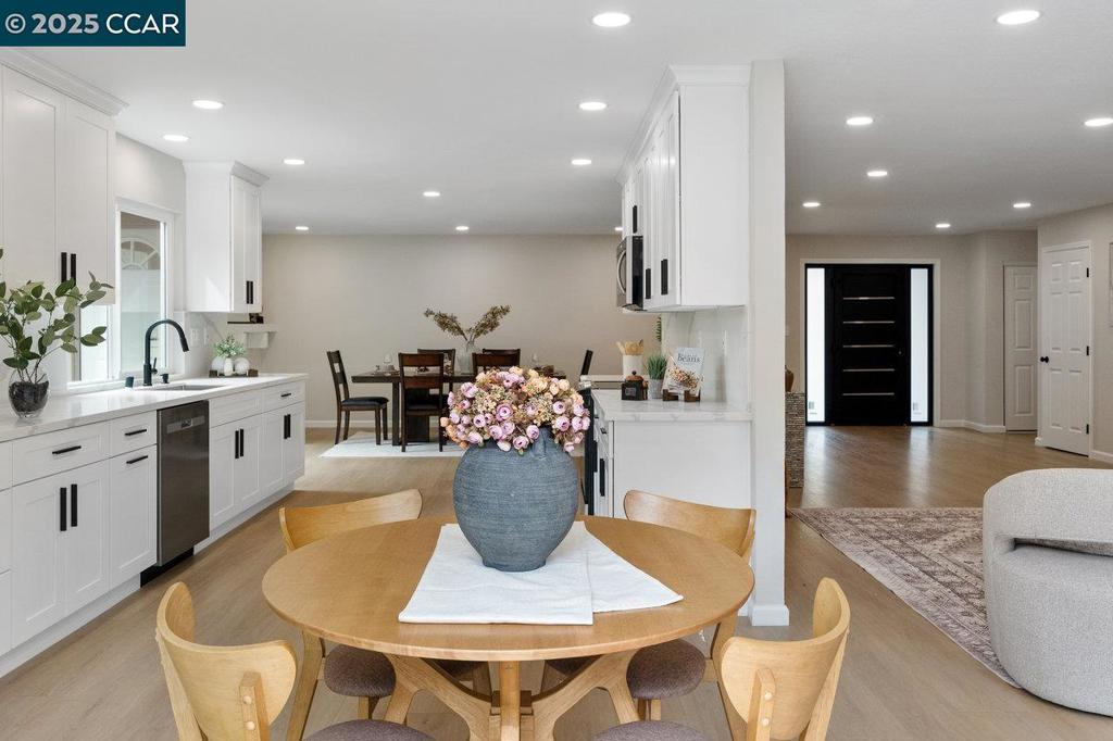BRIAR RIDGE - Residential