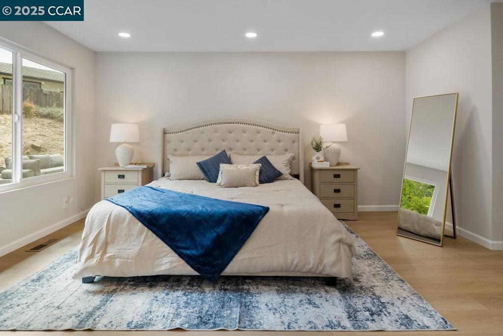 BRIAR RIDGE - Residential