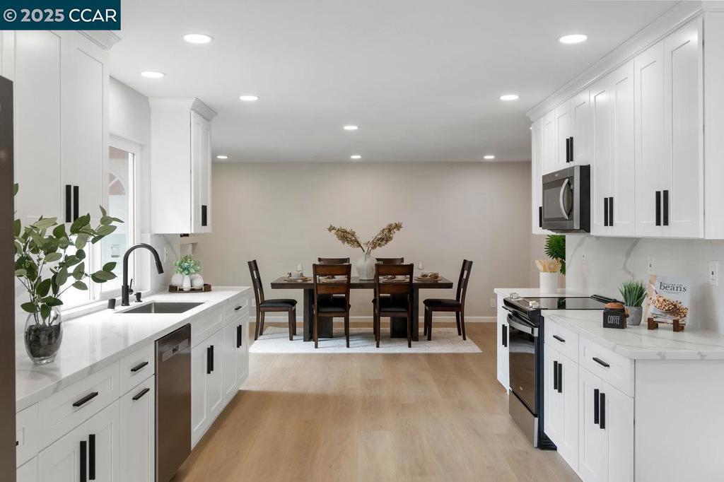 BRIAR RIDGE - Residential