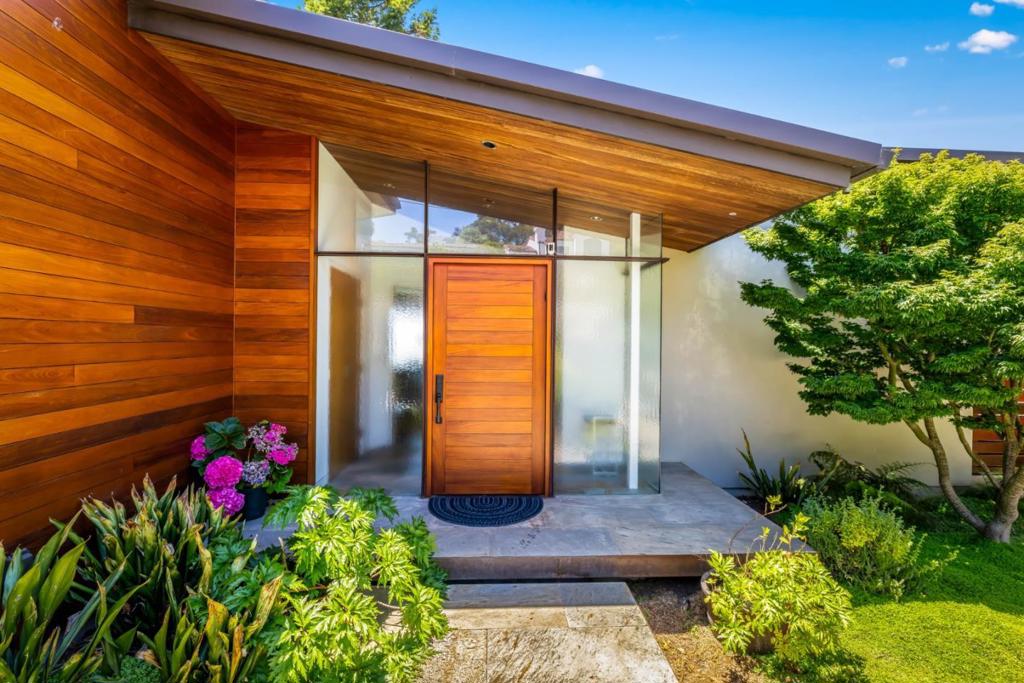 24497 San Mateo Avenue