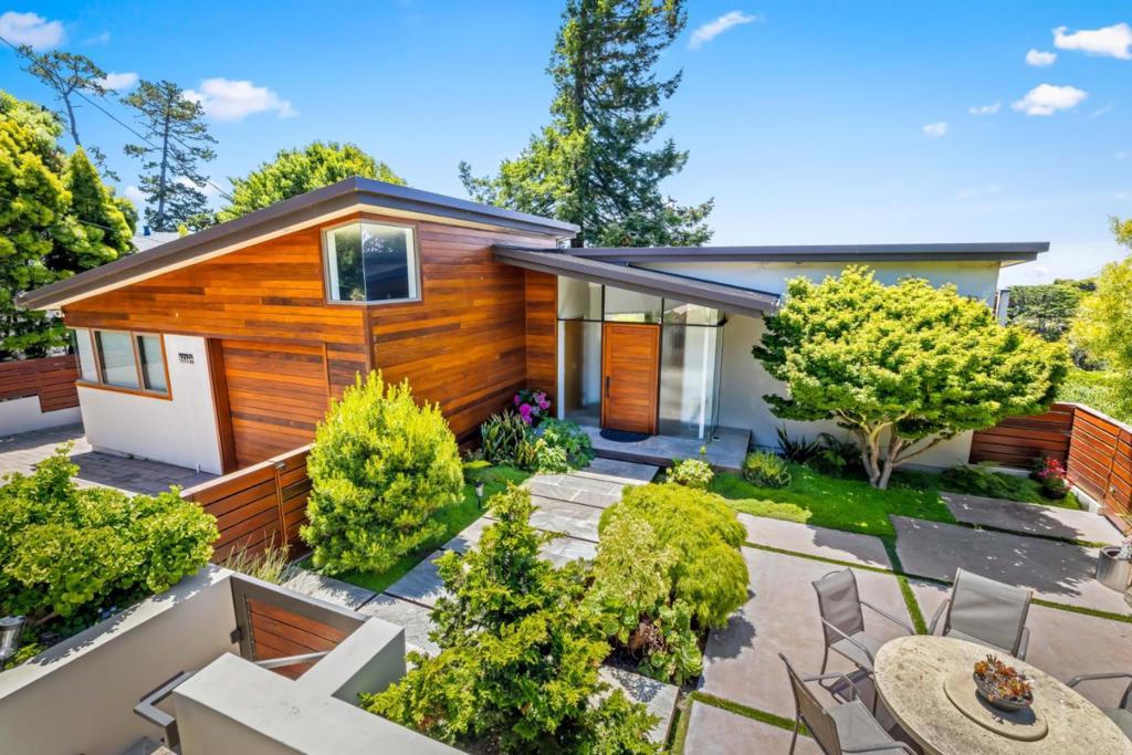 24497 San Mateo Avenue