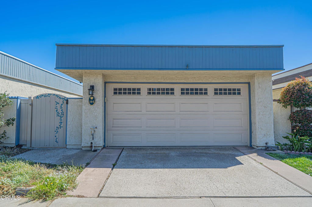 144 Seaspray Way