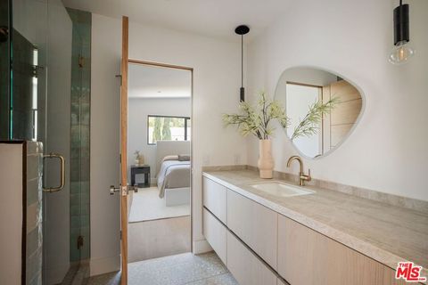 Tiny photo for 13535 Bayliss Road, Los Angeles, CA 90049 (MLS # 25588291)