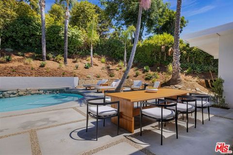 Tiny photo for 13535 Bayliss Road, Los Angeles, CA 90049 (MLS # 25588291)