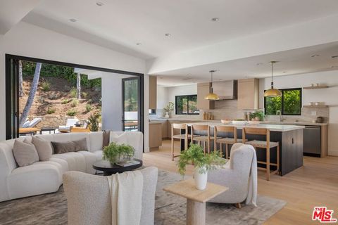 Tiny photo for 13535 Bayliss Road, Los Angeles, CA 90049 (MLS # 25588291)
