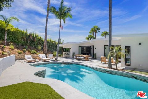 Tiny photo for 13535 Bayliss Road, Los Angeles, CA 90049 (MLS # 25588291)