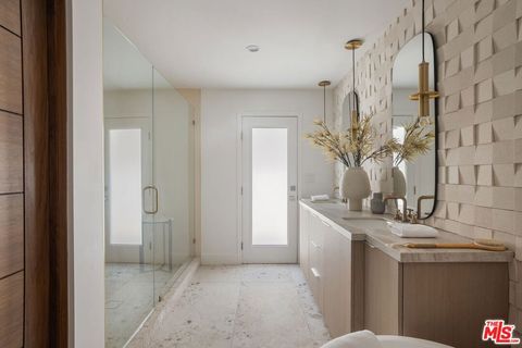 Tiny photo for 13535 Bayliss Road, Los Angeles, CA 90049 (MLS # 25588291)