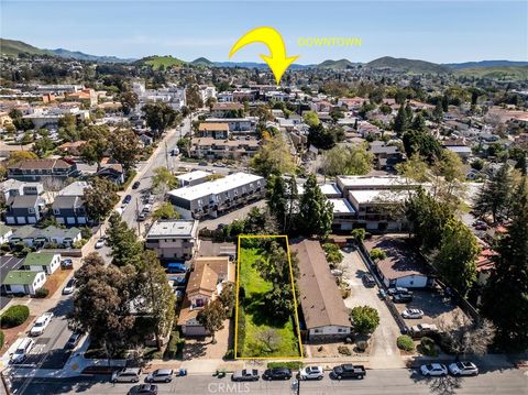 Tiny photo for 879 Walnut Street, San Luis Obispo, CA 93401 (MLS # AR25253291)