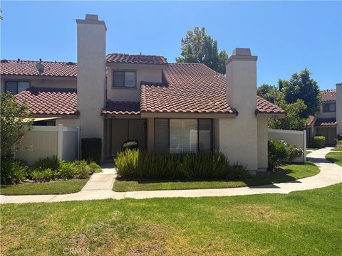 Photo of 23051 Paseo De Terrado #4, Diamond Bar, CA 91765 (MLS # TR26148795)