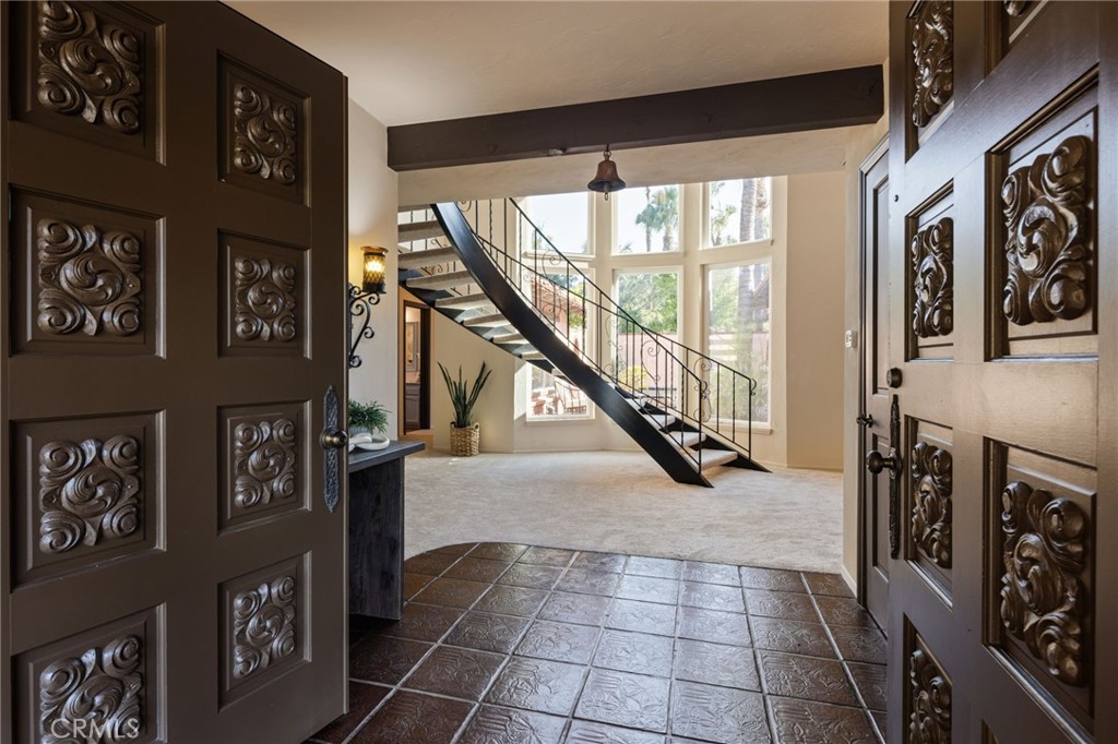 880 Encanto Street