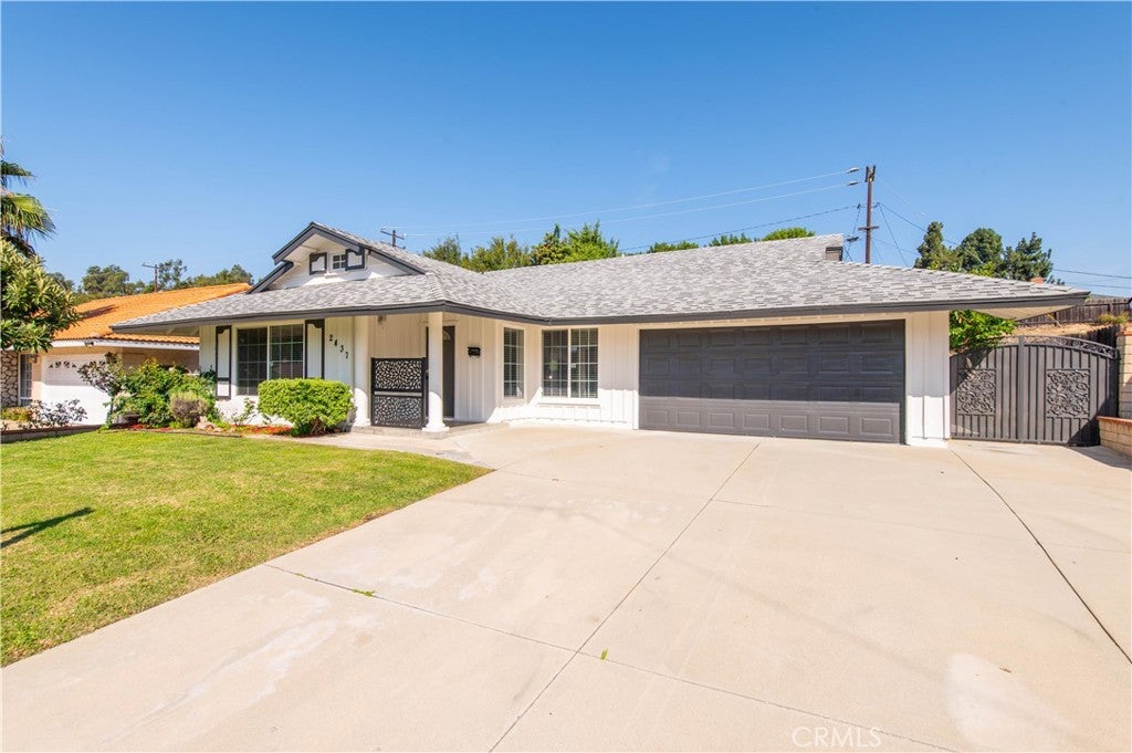 2437 Harmony Hill