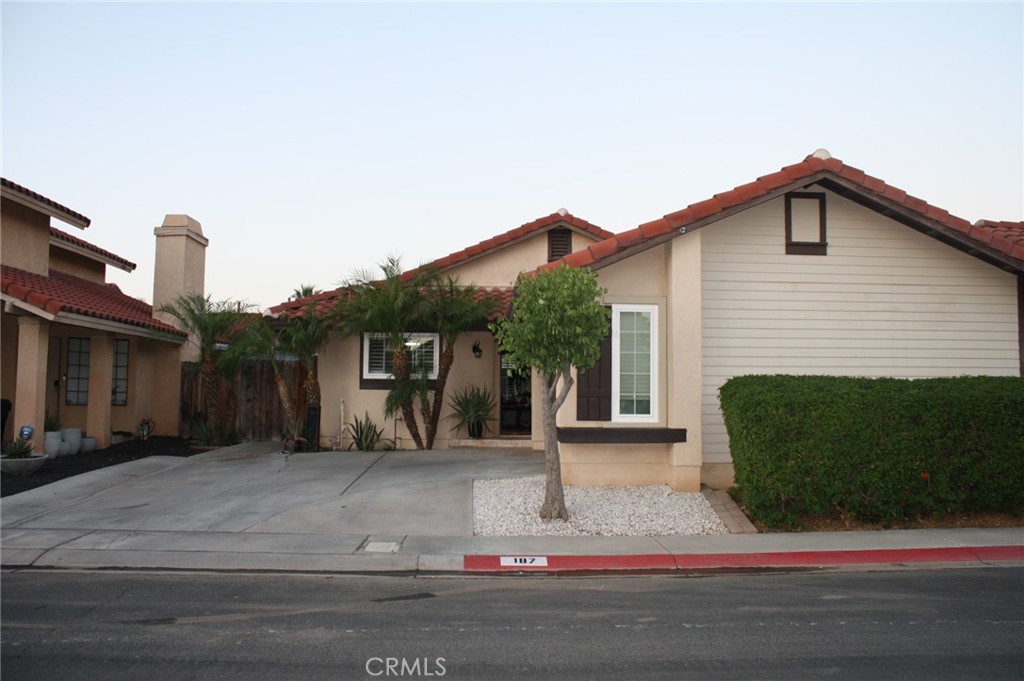 187 Mistletoe Drive