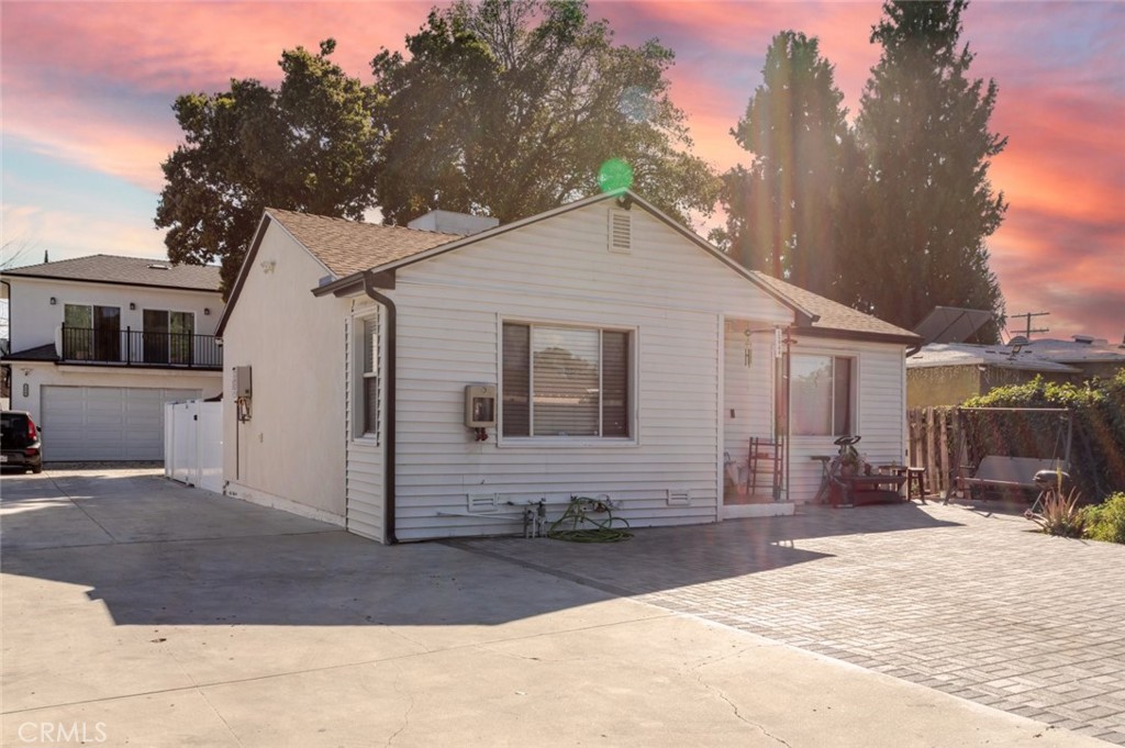 15944 Valerio Street