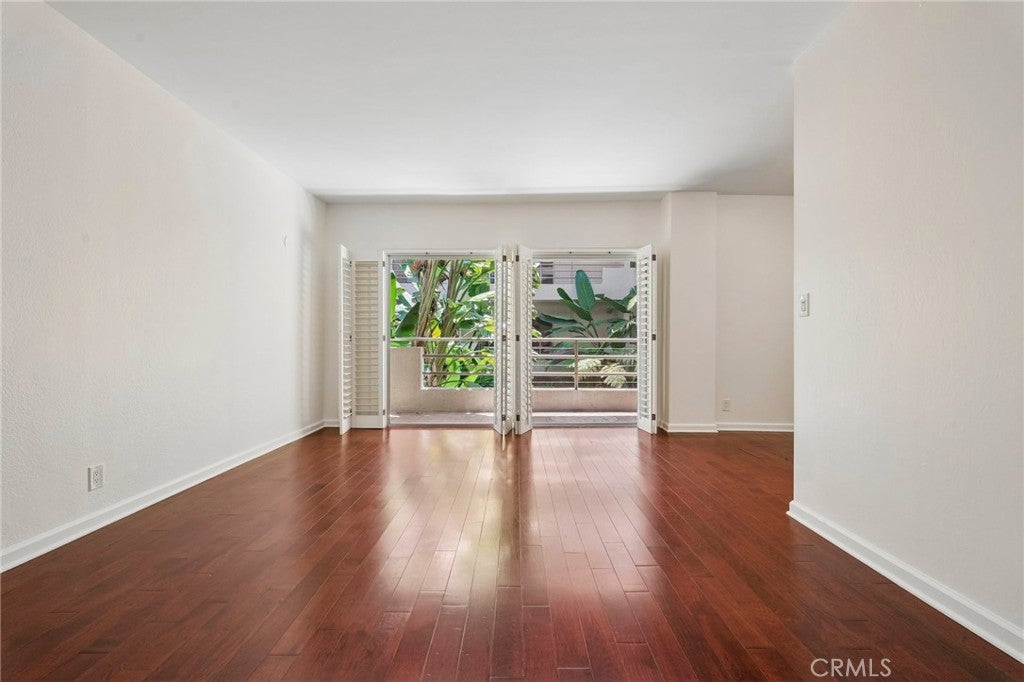 1131 Alta Loma