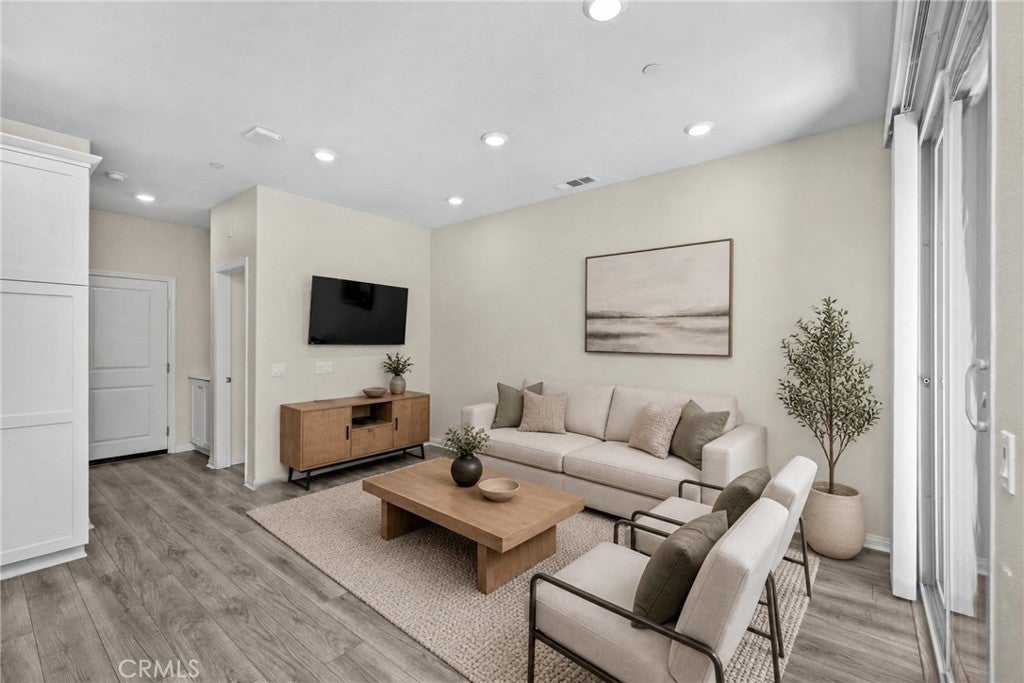 22886 Concord