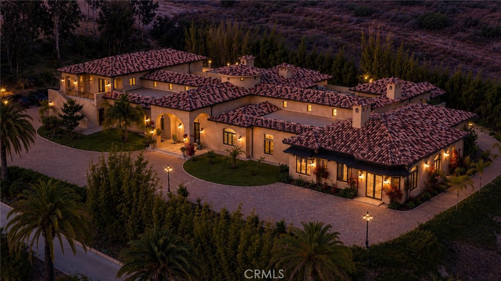 6884 Poco Lago
