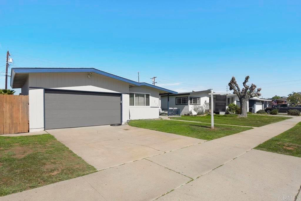 228 Joyce St