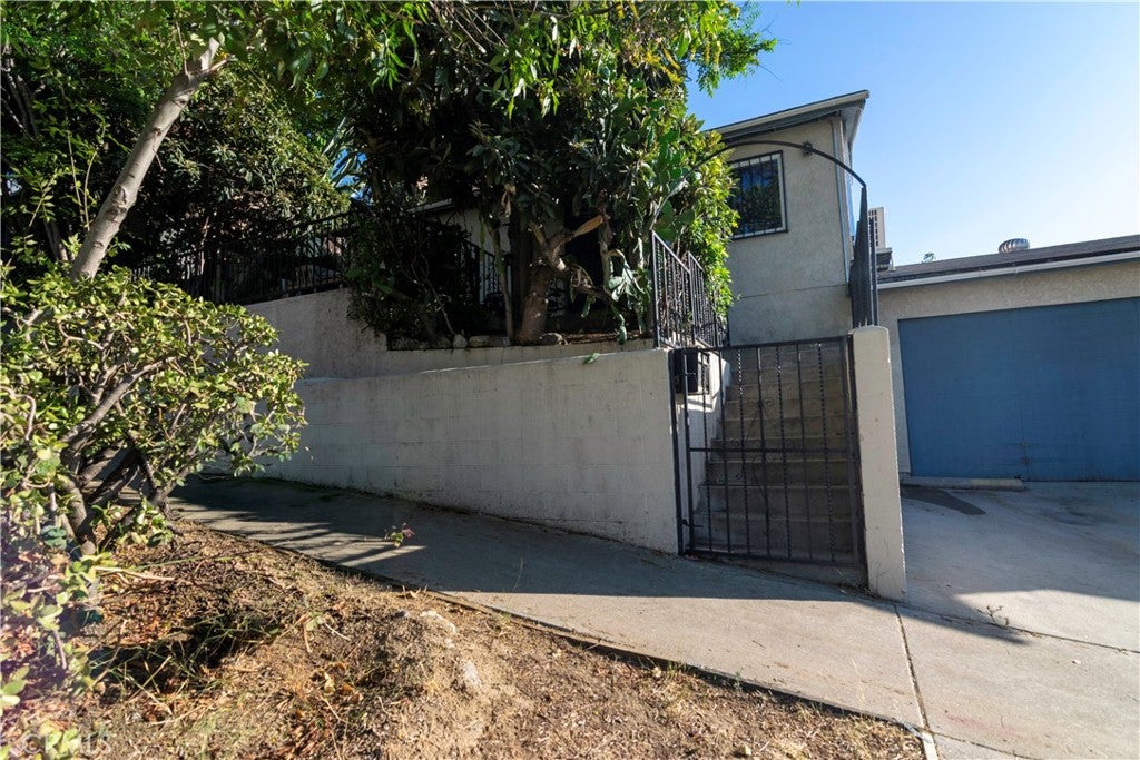 2410 Alcazar Street