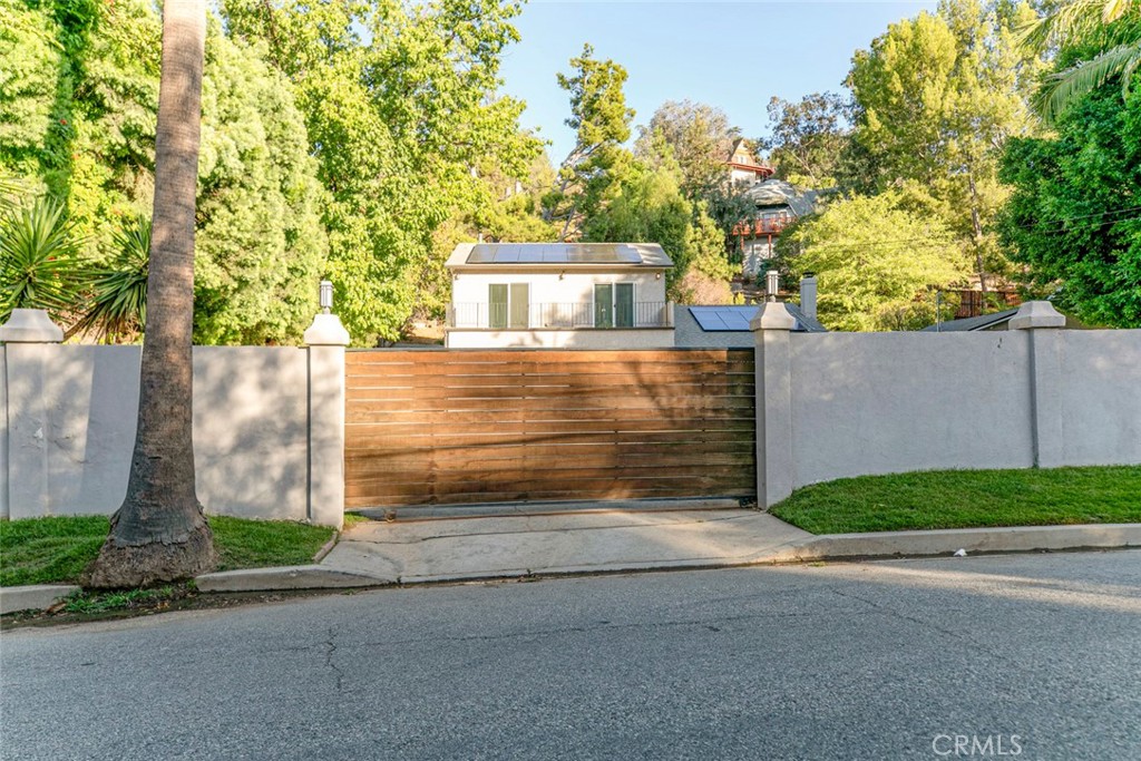 9620 Wheatland Avenue