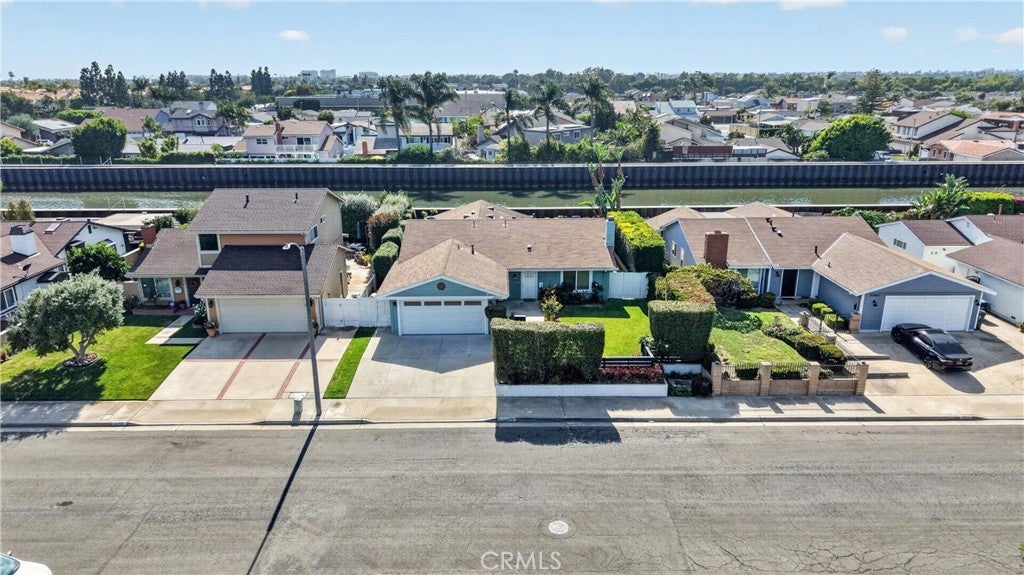 20911 Charwood, Huntington Beach CA 92646 - Photo 39
